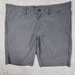 Travis Mathew Golf Shorts Mens 34 Black Grey Micro Stripe Stretch Chino